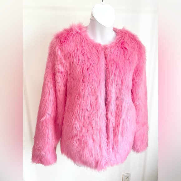 PLUSH faux fur jacket in Bubblegum Pink by H&M.  Size women's 6 - Picture 1 of 8